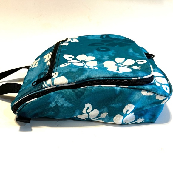 L.L. Bean Blue Hibiscus Floral Toiletries Bag - Picture 7 of 12